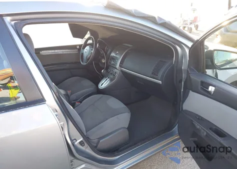 2011 Nissan Sentra 2.0S z USA, uszkodzony, nr VIN 3N1AB6AP5BL640971